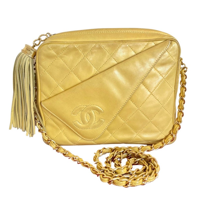 CHANEL Vintage yellow lambskin camera type chain shoulder bag with col