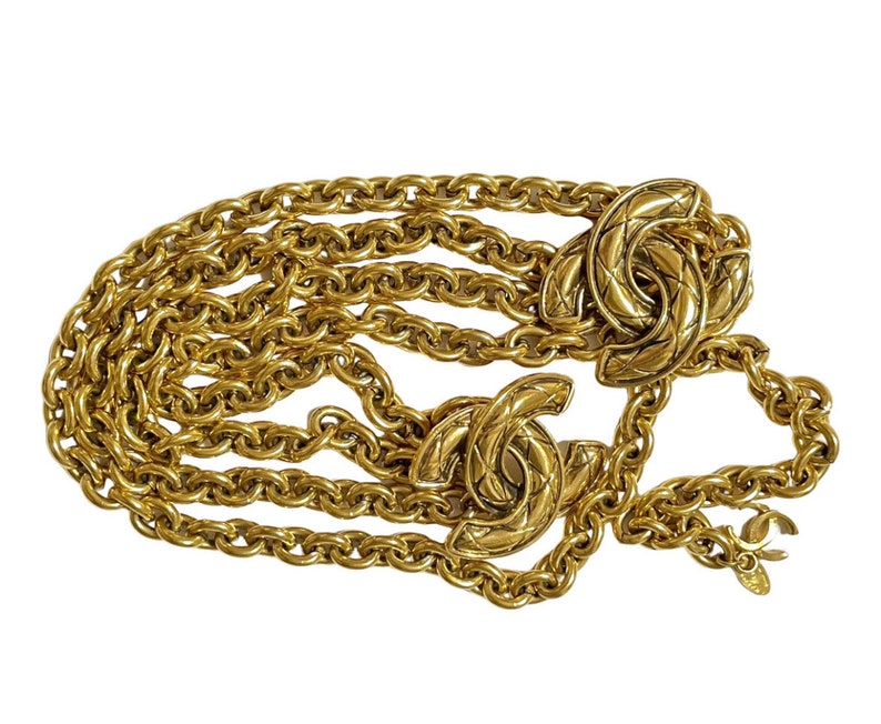 Chanel Vintage Gold Triple Chain Belt – Amarcord Vintage Fashion