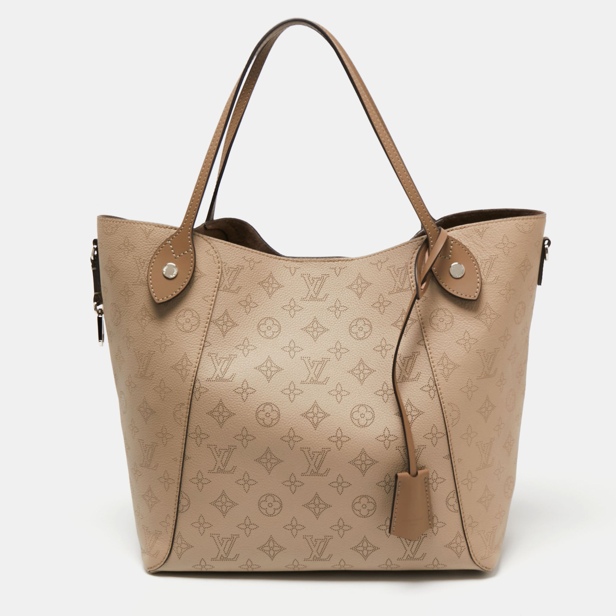 Louis Vuitton Why Knot MM Galet Mahina Silver Hardware