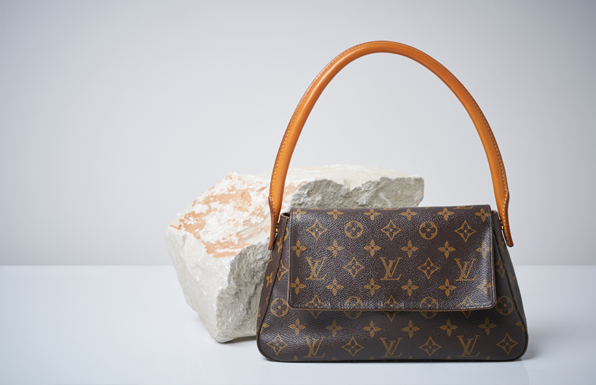 How To Spot A Counterfeit Louis Vuitton Bag