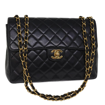 CHANEL Matelasse Shoulder Bag