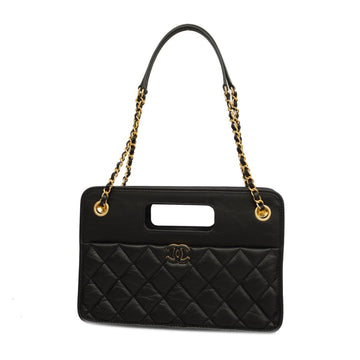 CHANEL Matelasse Shoulder Bag