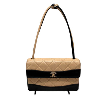 CHANEL Matelasse Shoulder Bag