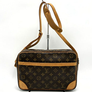 LOUIS VUITTON Trocadero Shoulder Bag