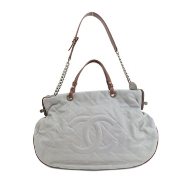 CHANEL Matelasse Tote