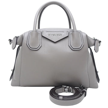 GIVENCHY Antigona Tote