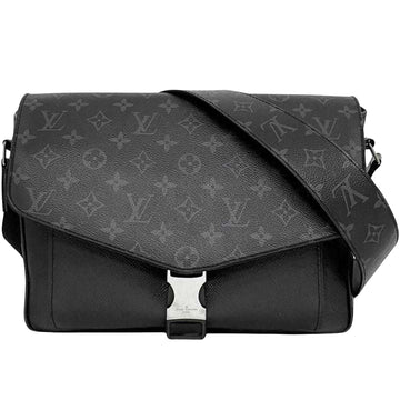 LOUIS VUITTON Messenger Shoulder Bag