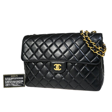 CHANEL Matelasse Shoulder Bag