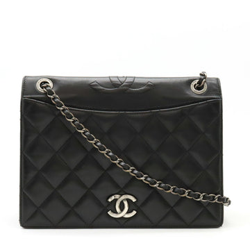 CHANEL Matelasse Shoulder Bag