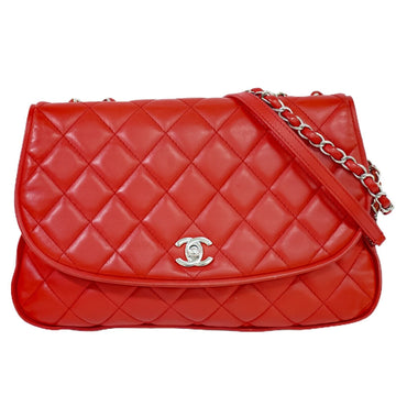 CHANEL Matelasse Shoulder Bag