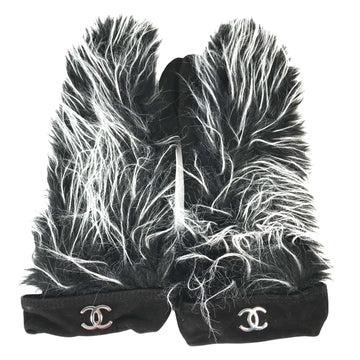 CHANEL Gloves