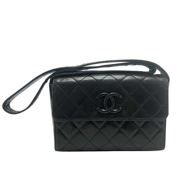 CHANEL Matelasse Shoulder Bag