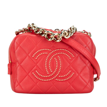 CHANEL Matelasse Shoulder Bag