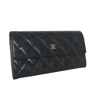 CHANEL Logo CC Wallet