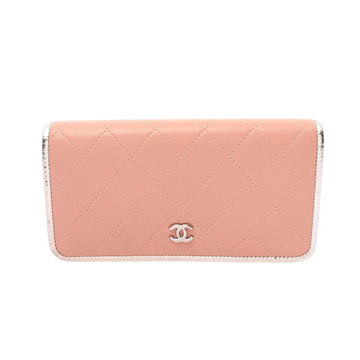 CHANEL Logo CC Wallet