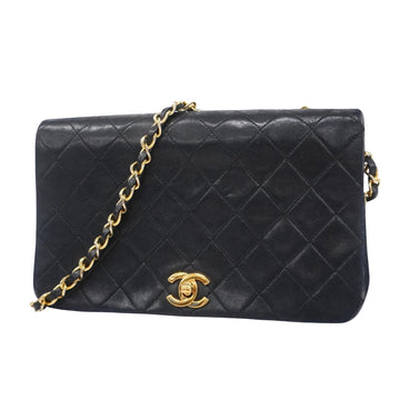 CHANEL Wallet On Chain Shoulder Bag