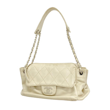 CHANEL Matelasse Shoulder Bag