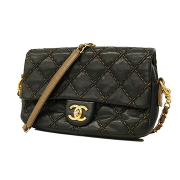 CHANEL Matelasse Shoulder Bag