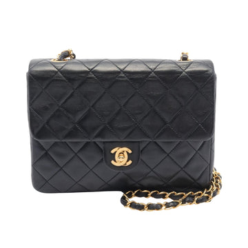 CHANEL Matelasse Shoulder Bag