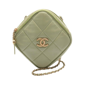 CHANEL Matelasse Shoulder Bag