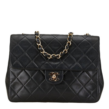 CHANEL Matelasse Shoulder Bag