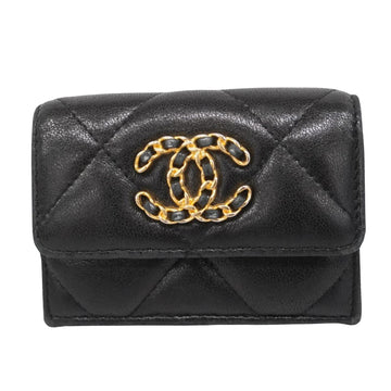 CHANEL Matelasse Wallet