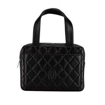 CHANEL Matelasse Handbag