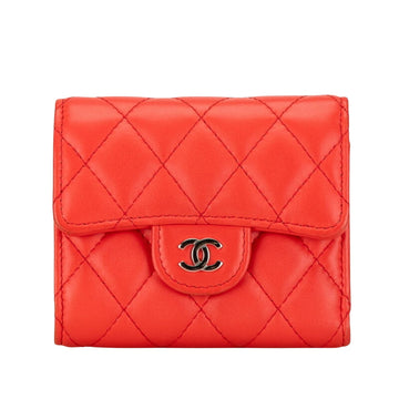 CHANEL Matelasse Wallet