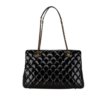 CHANEL Matelasse Shoulder Bag