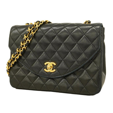 CHANEL Matelasse Shoulder Bag