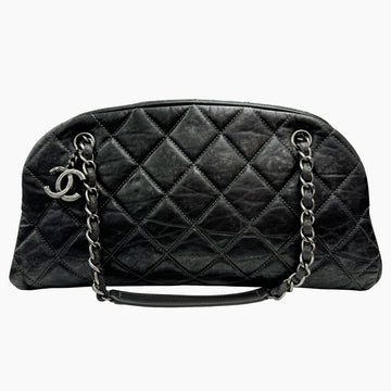 CHANEL Mademoiselle Tote