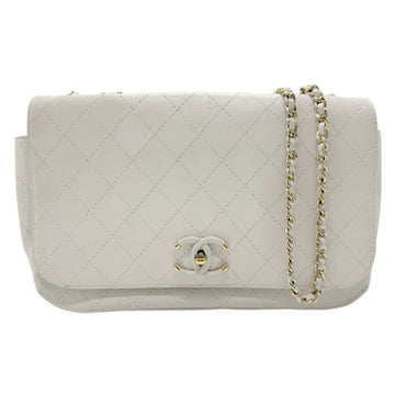 CHANEL Matelasse Shoulder Bag