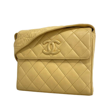 CHANEL Matelasse Shoulder Bag