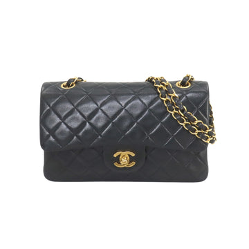 CHANEL Matelasse Shoulder Bag