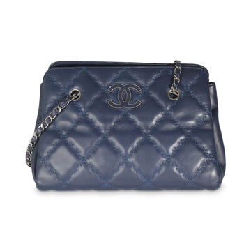 CHANEL Navy Calfskin Double Stitch Small Hamptons Tote