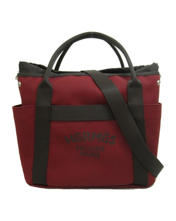 Hermes Women's Grooming Bag in Red Toile Material in Red