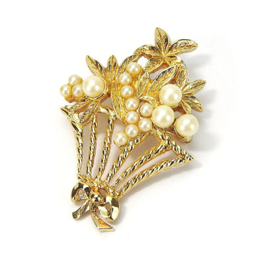 CHRISTIAN DIOR Women's Vintage Christian Gold Metal Brooch in Gold
