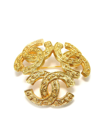 Chanel Women's Gold Plated Triple C Brooch in Gold