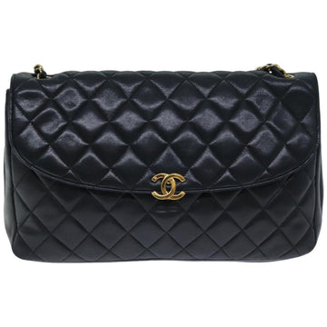 CHANEL Matelasse Shoulder Bag