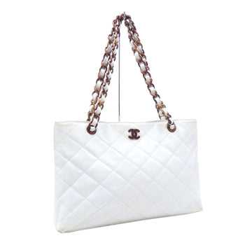 CHANEL Chain Shoulder Bag Matelasse Women's White Caviar Skin Leather Tote Wood-like Coco Mark A2229770