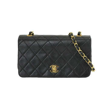 CHANEL Matelasse Chain Shoulder Bag Leather Black Gold Hardware