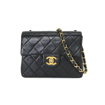 CHANEL Matelasse Chain Shoulder Bag Leather Black A01115 Gold Hardware Mini