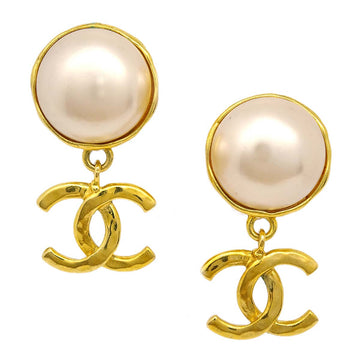CHANEL Artificial Pearl Dangle Earrings Clip-On Gold White 93P 59842