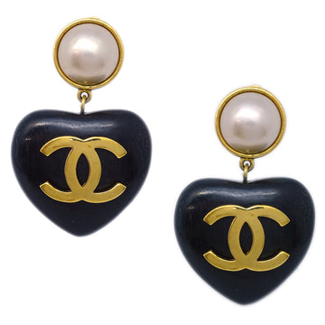 CHANEL Artificial Pearl Dangle Heart Earrings Clip-On Black 28 29137