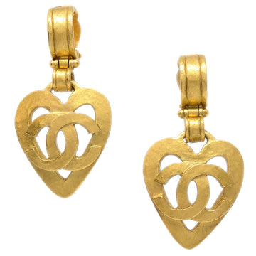 CHANEL Dangle Heart Earrings Gold Clip-On 95P 121110