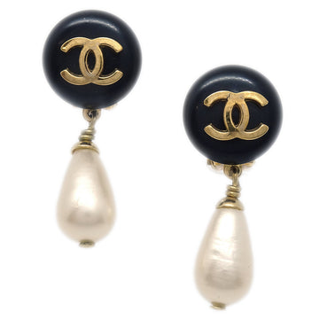 CHANEL Artificial Pearl Dangle Earrings Clip-On Black 95P 29891