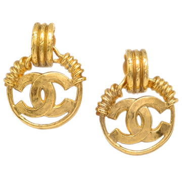 CHANEL Dangle Earrings Gold Clip-On 94P 121302