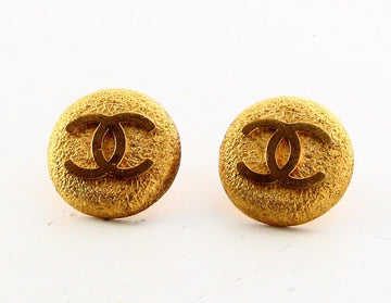 Chanel CC Clip On Earrings golden