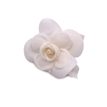 CHANEL Vintage White Fabric Camelia Flower Camellia Brooch Pin