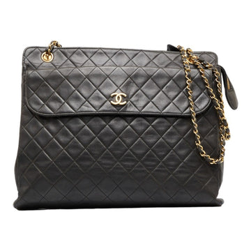 CHANEL Matelasse Shoulder Bag